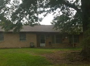 950 E Northside Dr, Clinton, MS 39056
