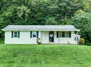 20826 Daisy Hill Rd, Borden, IN 47106