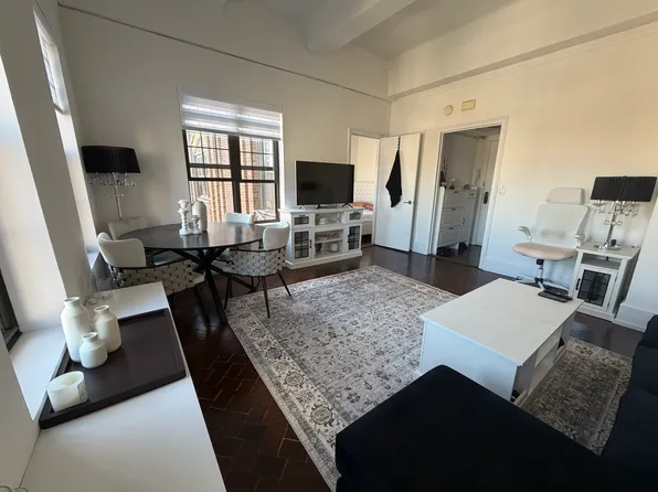 160 West 73rd Street image 6 of 12