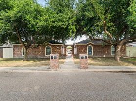 2100 Aruba Dr, Edinburg, TX