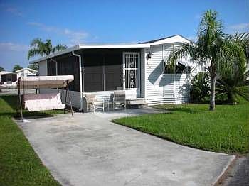 1st image of 634 Seneca Trl