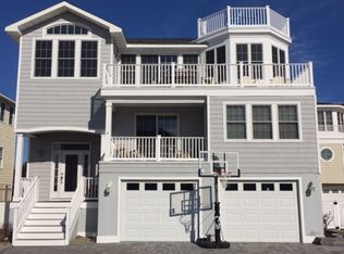 109 W McKinley Ave, Beach Haven, NJ 08008