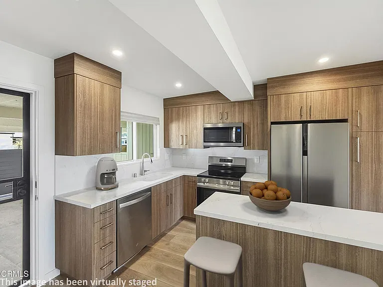 61B Redwood Ave — Photo 18