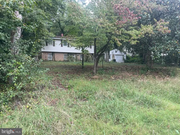 7225 Barry Rd, Alexandria, VA 22315