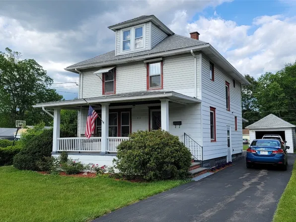 217 Elizabeth St, Vestal, NY 13850