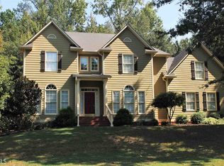 148 Lake Forest Dr, Newnan, GA