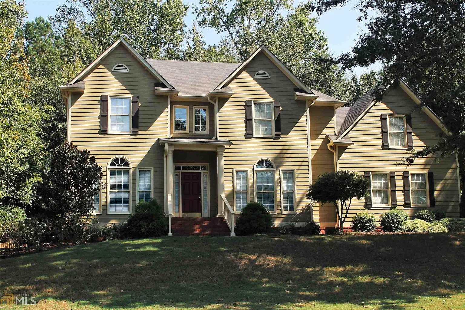 148 Lake Forest Dr photo 1