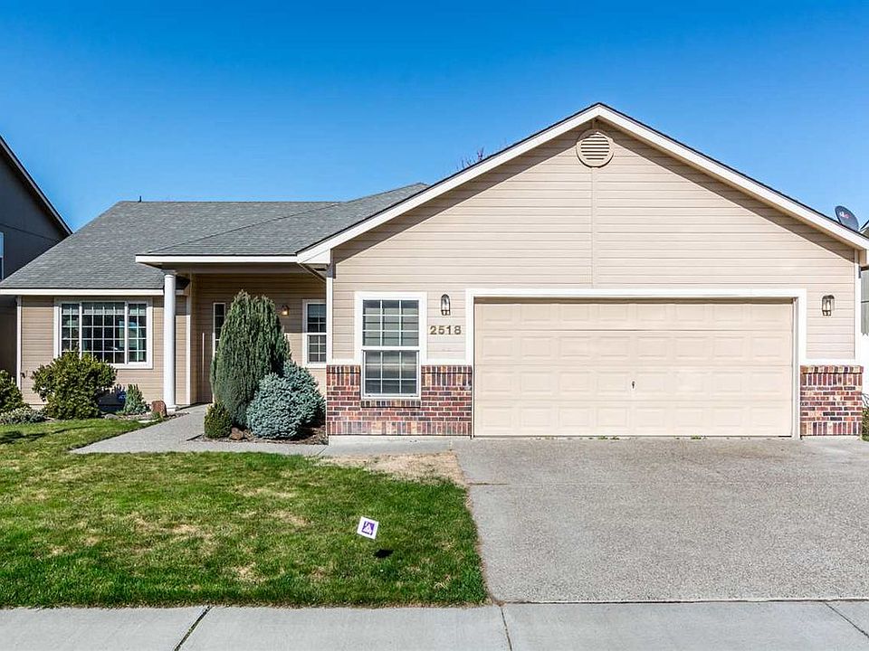 1st image of 2518 W 32nd Ave