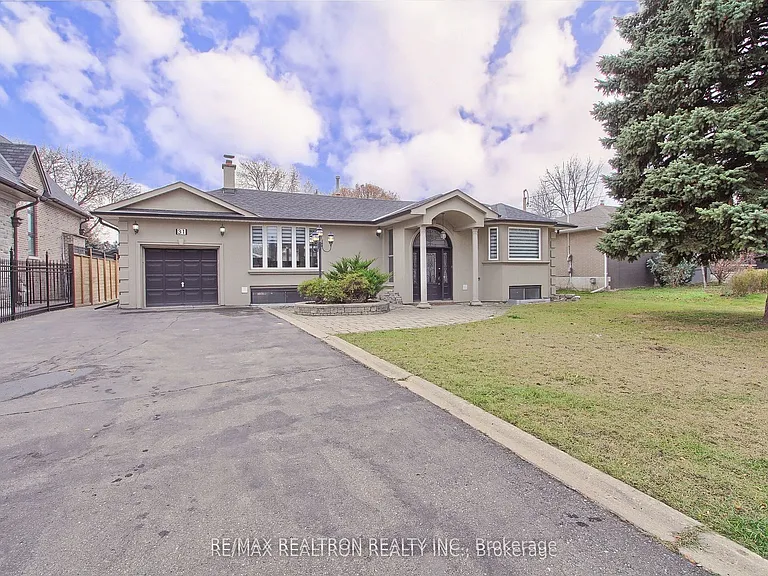 31 Goodman Cres #BSMNT A — Photo 2