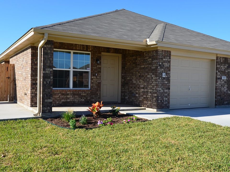 1st image of 505 Karey Dr #B