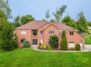 136 Golden Eagle Dr, Venetia, PA