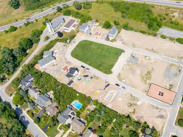 415 Wellington St, Kingston, ON K7K 2Y8