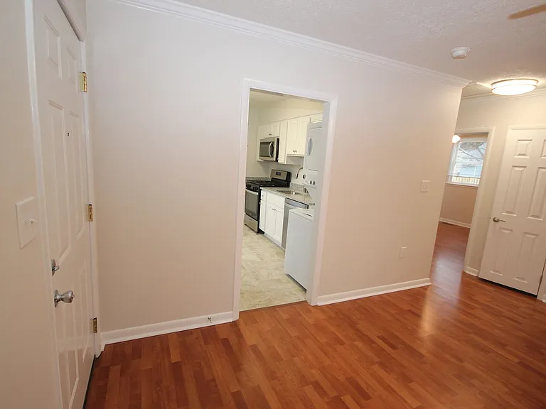314 Old Post Rd — Photo 6