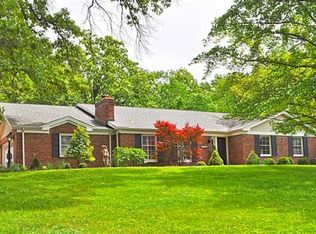 2104 N Ballas Rd, Saint Louis, MO 63131