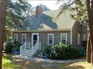 10 Harrison St, Wellfleet, MA 02667