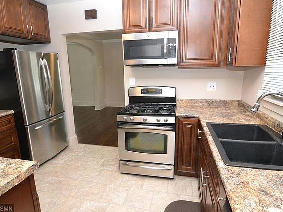5th image of 4732 Washburn Ave S