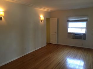 340 N Curson Ave, Los Angeles, CA 90036
