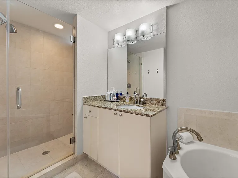 1830 Radius Dr #303 — Photo 15