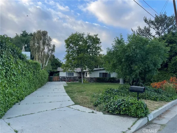 23223 Gonzales Dr, Woodland Hills, CA 91367