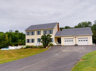 22 Lakeland Dr, West Gardiner, ME 04345