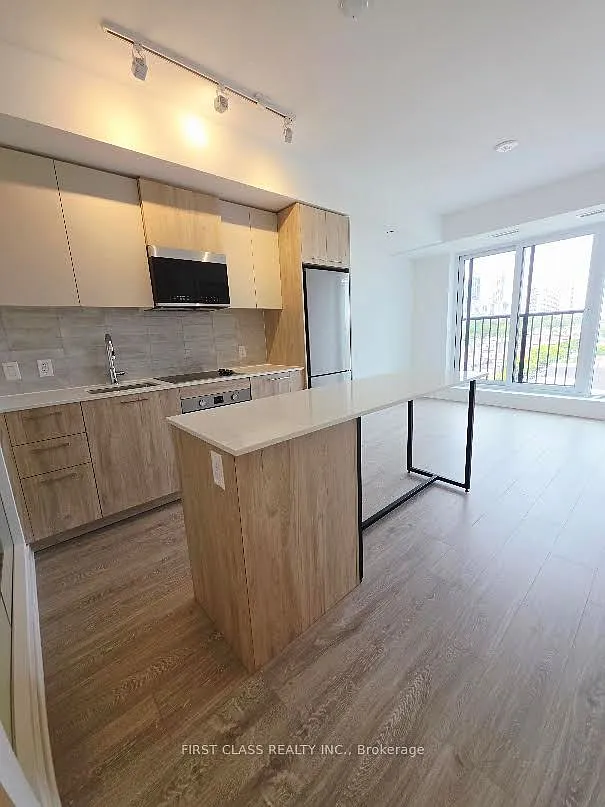 2 bed, $2,500 — Photo 1