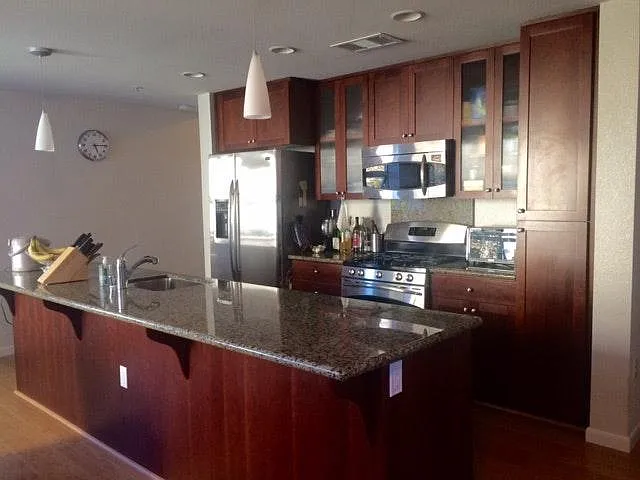 1 bed, 2.5 bath, 1500 sqft, $4,500 — Photo 2