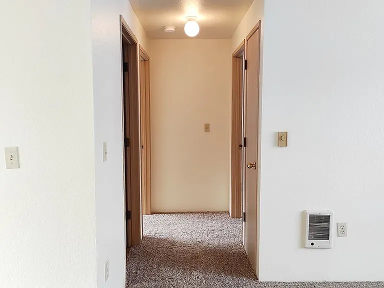1430-1460 SW Bertha Blvd — Photo 13