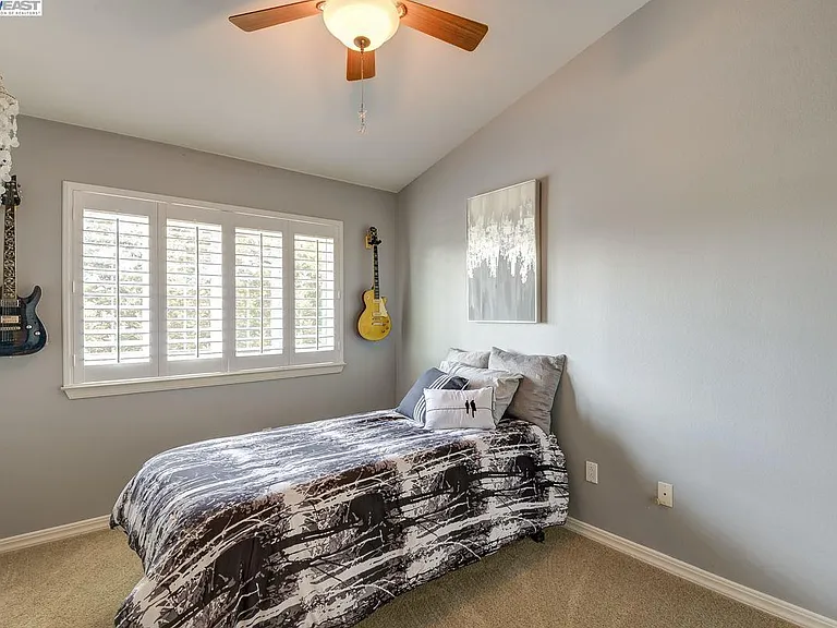 3644 Glasgow Cir — Photo 26
