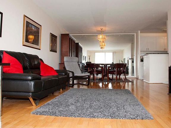 Large living Dinning room