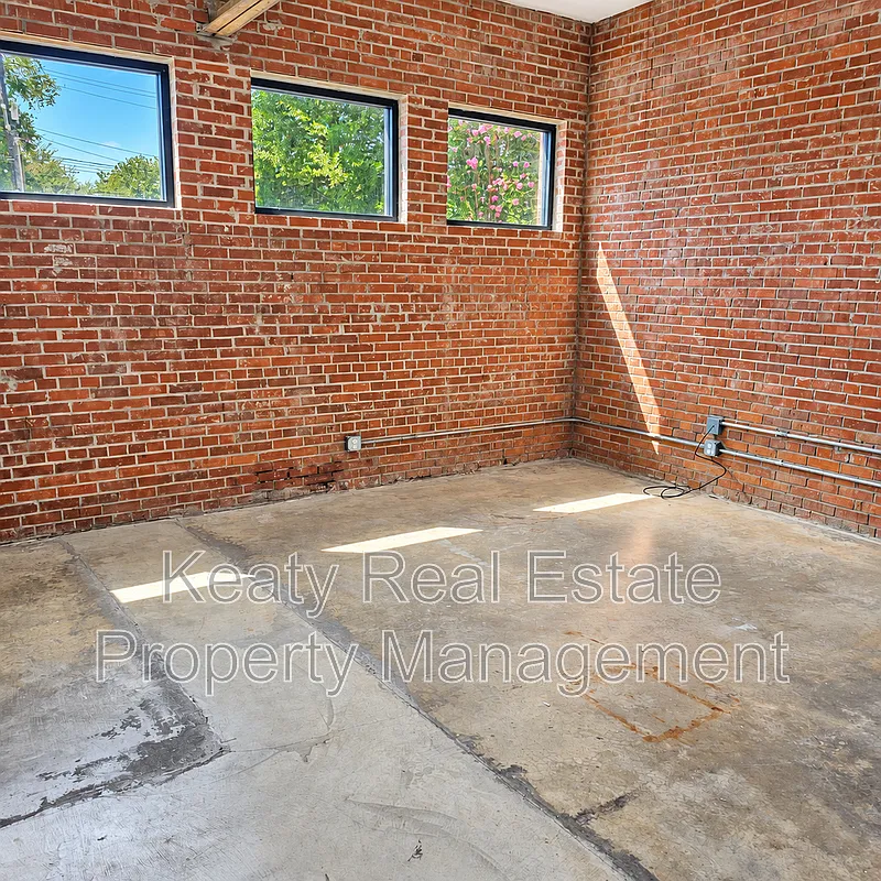 2 bed, 2.0 bath, 1000 sqft, $1,600 — Photo 4