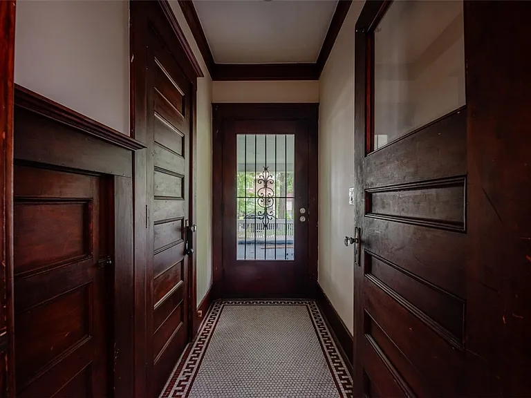 376 Barrington St — Photo 12