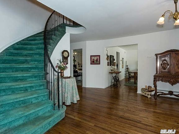 5th image of 5 Wilmington Dr