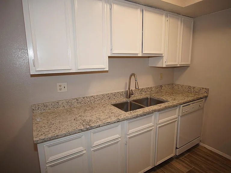 2520 San Jose Ave #8C — Photo 7