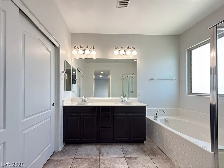 1074 Valley Light Ave — Photo 35