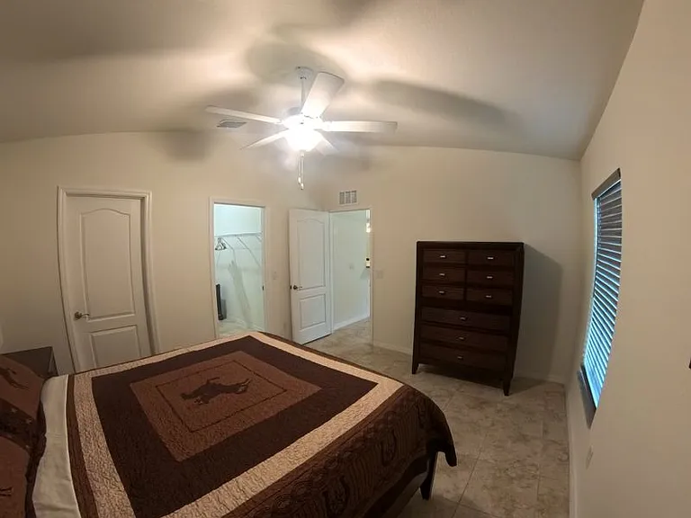 25283 Canterbury Dr — Photo 31
