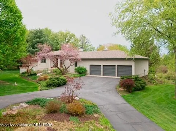 1879 Culver Hill Dr, Williamston, MI 48895