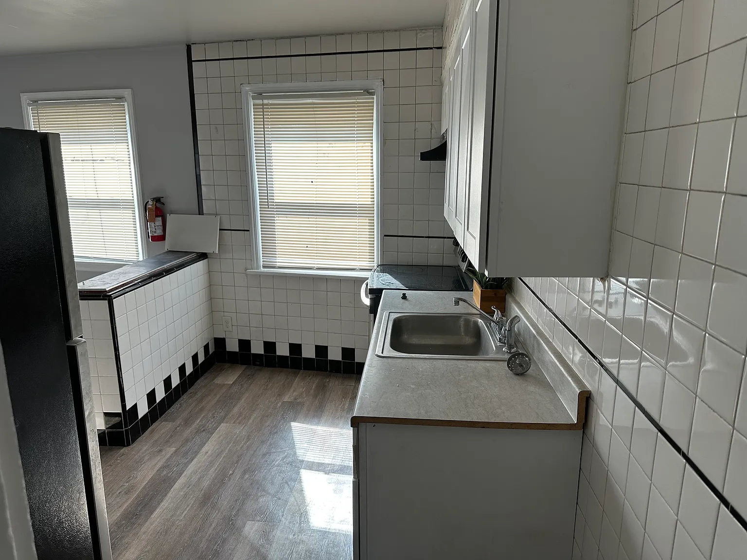 1 bed, 750 sqft, $1,400 — Photo 2