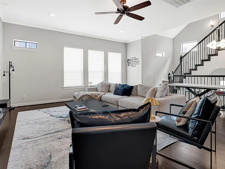 2815 Kings Retreat Cir — Photo 14