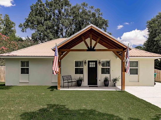 1630 Starlite Dr, Denham Springs, LA 70726