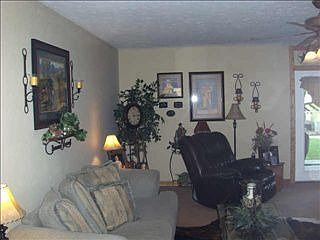 3rd image of 333 Clearwood Dr