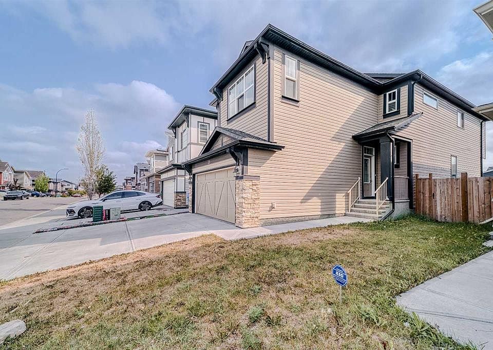 1st image of 22 W Sage Bluff Hts NW