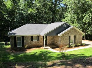 111 Lookout Dr, Hamilton, GA 31811