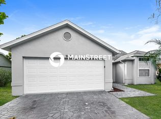 908 50th St E, Bradenton, FL 34208