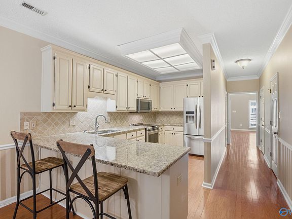 4th image of 1615 River Bend Pl SE