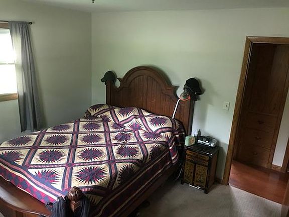 12 x11 bedroom