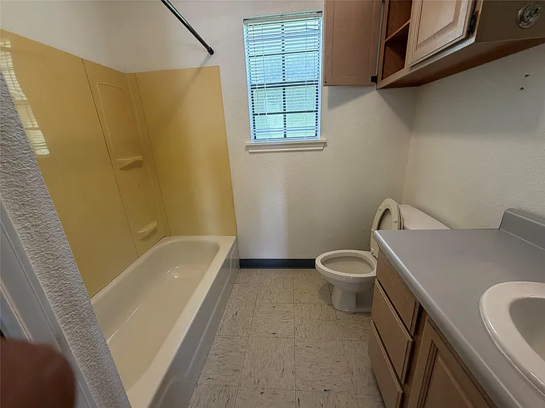 516 Battlebell Rd — Photo 4