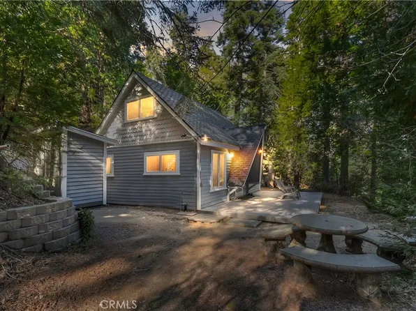 28999 Cedar Ter, Cedar Glen, CA 92321