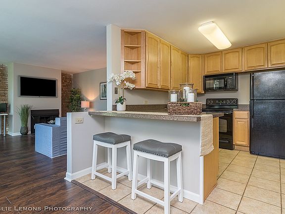 5th image of 6020 E Lake Dr APT 1B