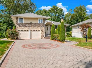 163 Finmor Dr, White Plains, NY 10607