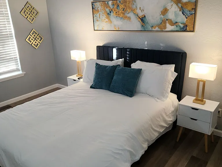 11120 Stratford Dr #211 — Photo 21